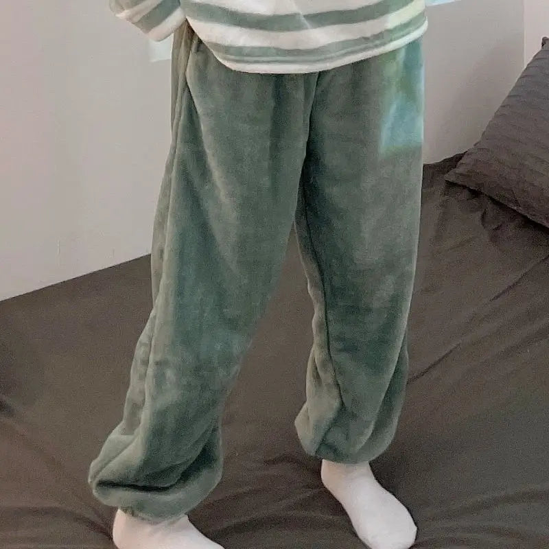 Fleece Pajama Bottoms – Solid & Plaid