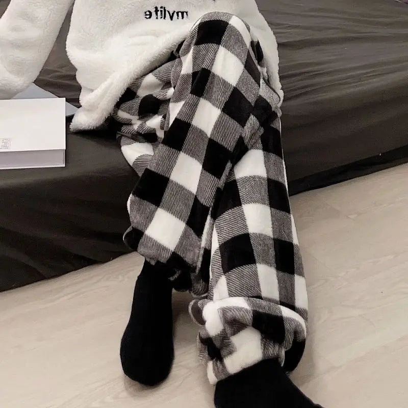 Fleece Pajama Bottoms – Solid & Plaid