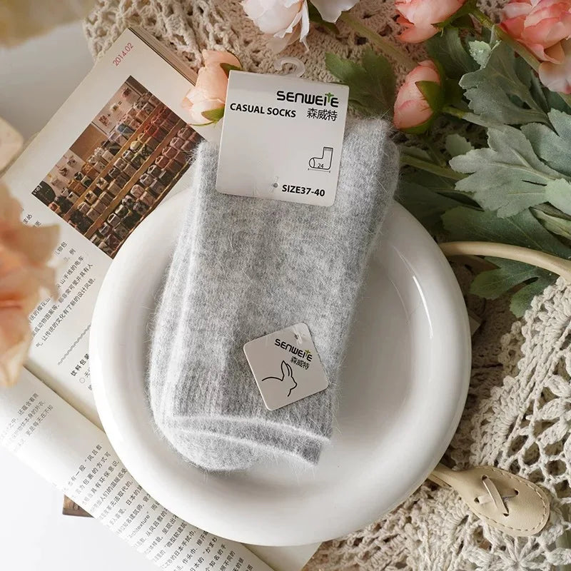 Cashmere Wool Socks – Thick & Cozy Mid-Tube