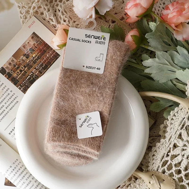 Cashmere Wool Socks – Thick & Cozy Mid-Tube