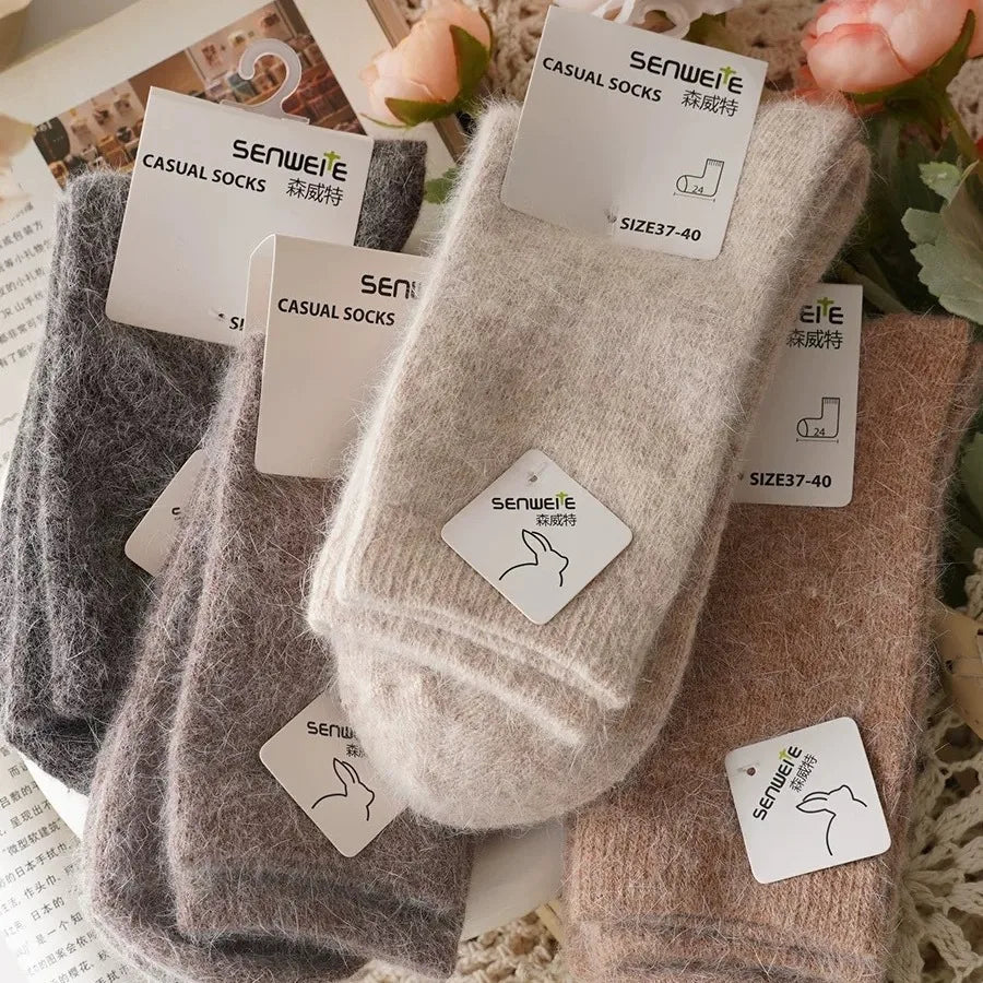 Cashmere Wool Socks – Thick & Cozy Mid-Tube