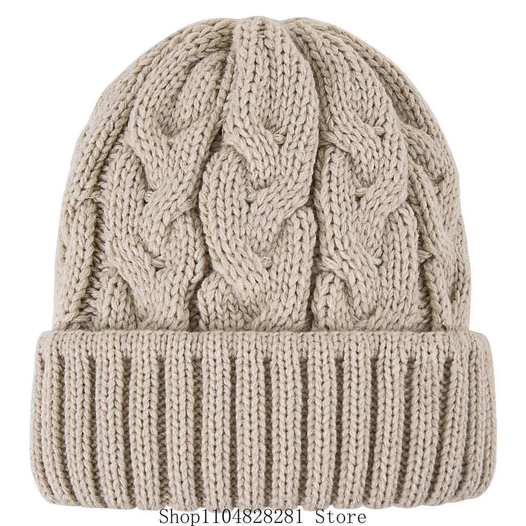 Chunky Knit Beanie – Warm & Stretchy