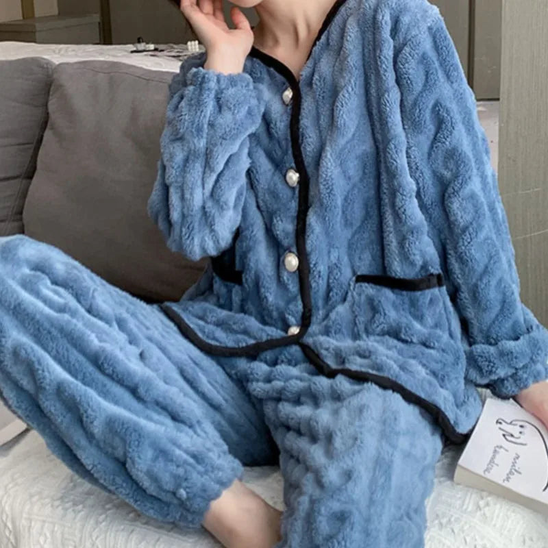 Coral Fleece Lounge Set – Turn-Down Collar & Pants