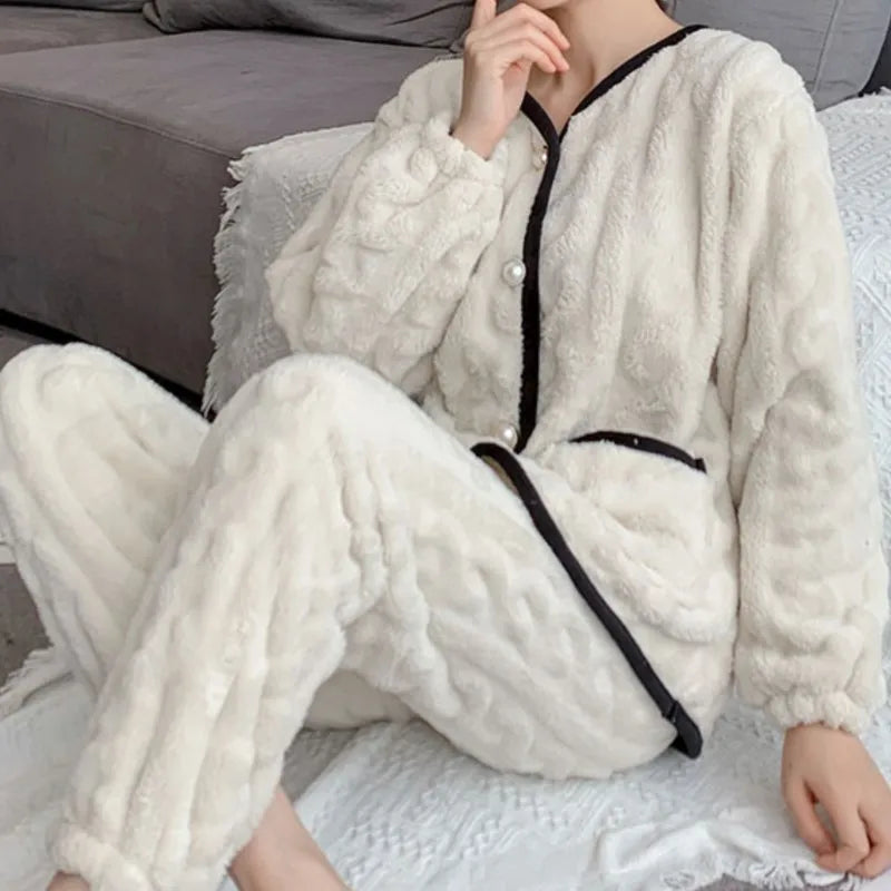 Coral Fleece Lounge Set – Turn-Down Collar & Pants