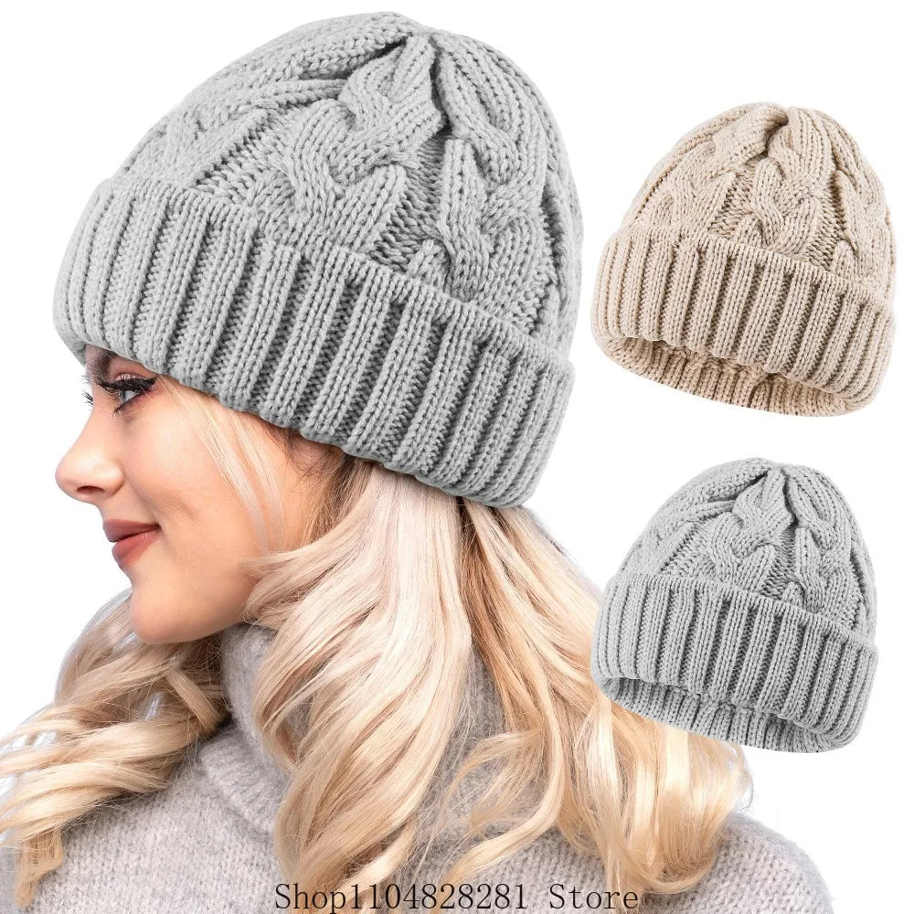 Chunky Knit Beanie – Warm & Stretchy