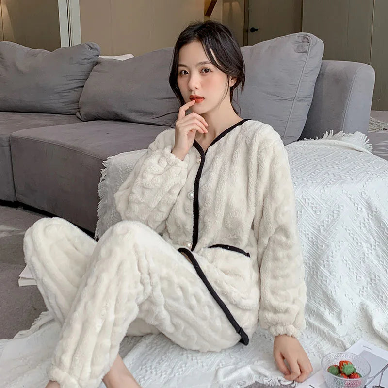 Coral Fleece Lounge Set – Turn-Down Collar & Pants