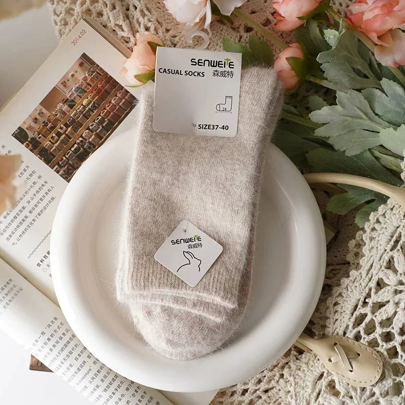 Cashmere Wool Socks – Thick & Cozy Mid-Tube