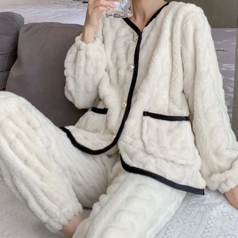 Coral Fleece Lounge Set – Turn-Down Collar & Pants